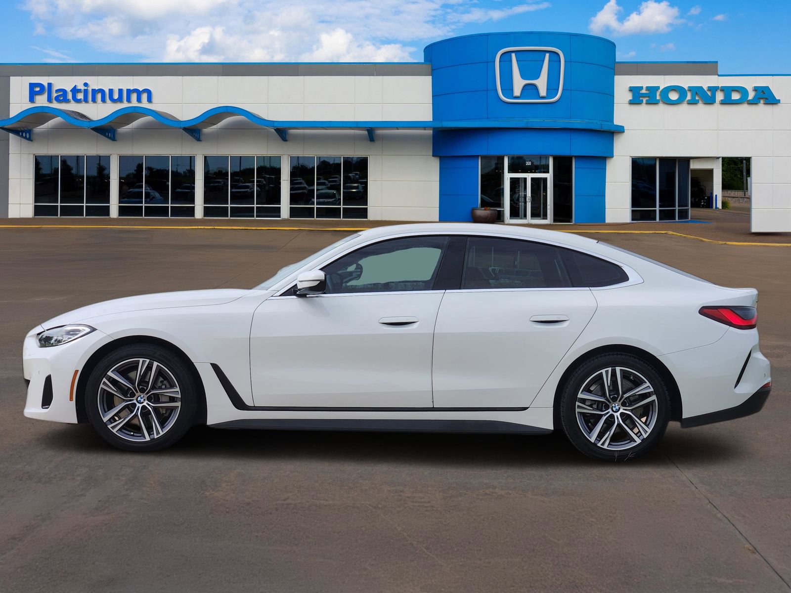 Used 2022 BMW 430i Gran Coupe w/ Premium Package RWD image 3
