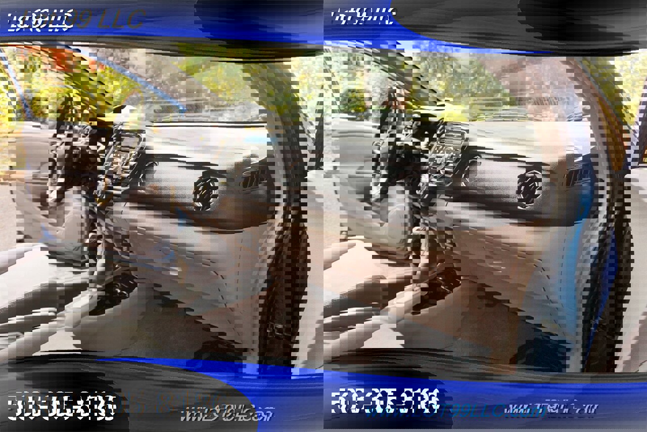 Used 2013 Honda Insight EX image 17