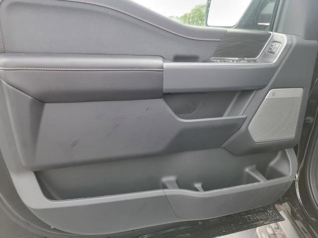 New 2025 Ford F150 Lightning Lariat w/ Max Trailer Tow Package image 17