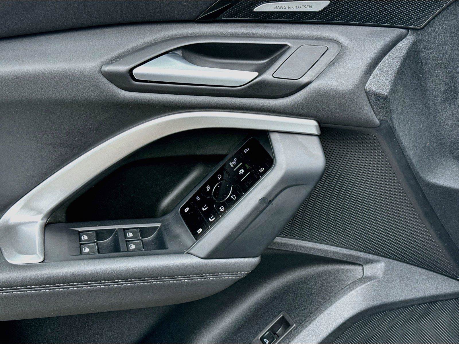Certified 2025 Audi Q5 Premium AWD/4WD image 18