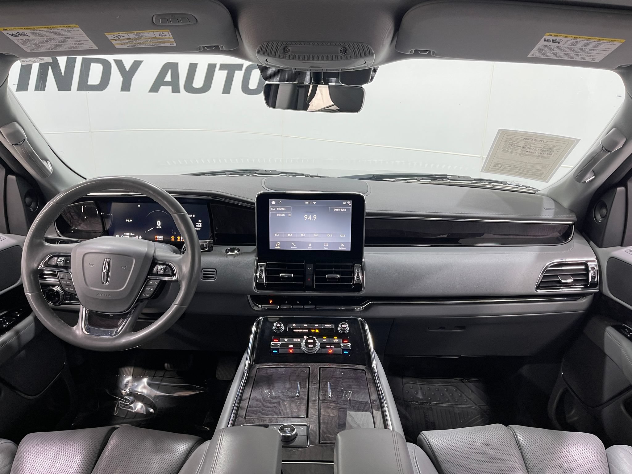 Used 2019 Lincoln Navigator Select AWD/4WD image 18