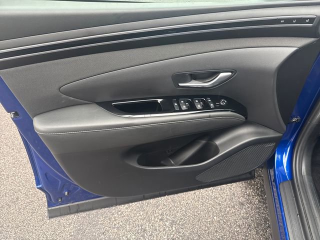 Certified 2022 Hyundai Tucson Limited AWD/4WD image 17
