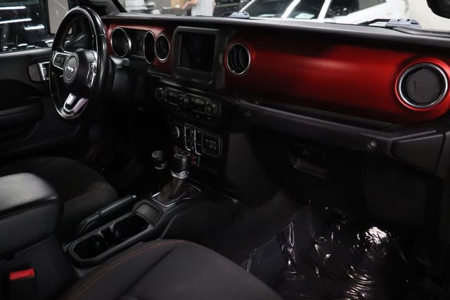 Used 2020 Jeep Gladiator Rubicon AWD/4WD image 25
