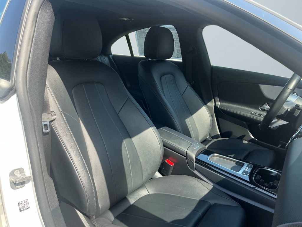 Used 2025 Mercedes-Benz CLA 250 image 16