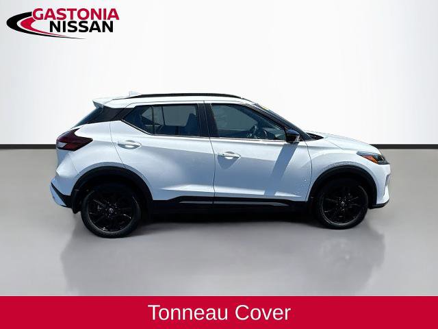 Certified 2024 Nissan Kicks SR w/ SR Premium Package FWD image 10