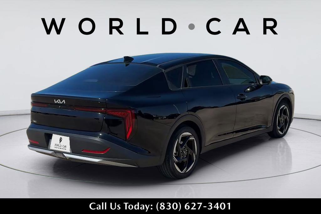 Certified 2025 Kia K4 EX FWD image 3
