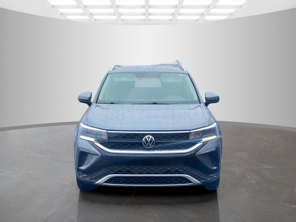 Used 2022 Volkswagen Taos SE image 4