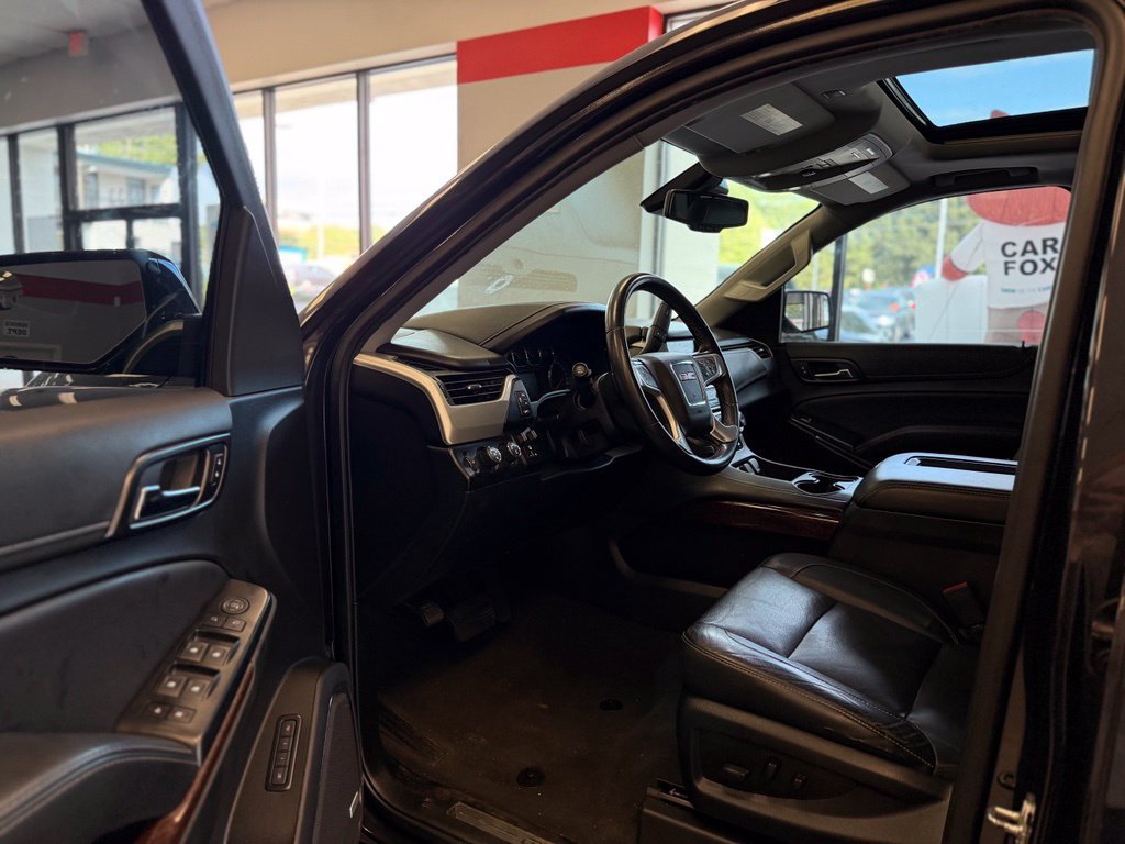 Used 2020 GMC Yukon XL SLT AWD/4WD image 7