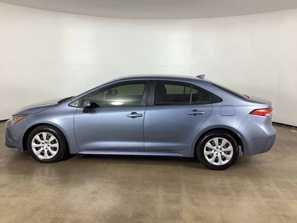 Used 2020 Toyota Corolla LE FWD image 10