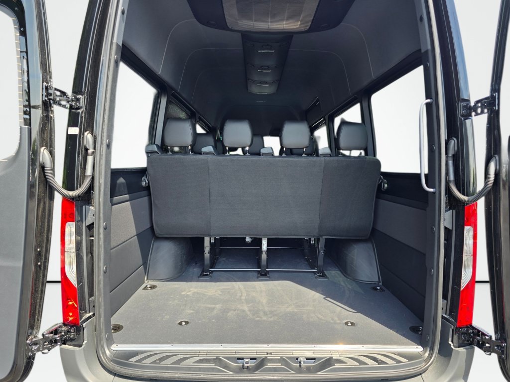 New 2026 Mercedes-Benz Sprinter 2500 image 17