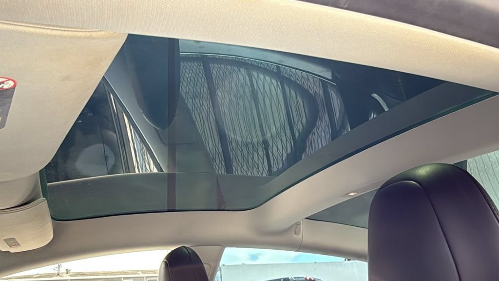 Used 2019 Tesla Model 3 Mid Range RWD image 35