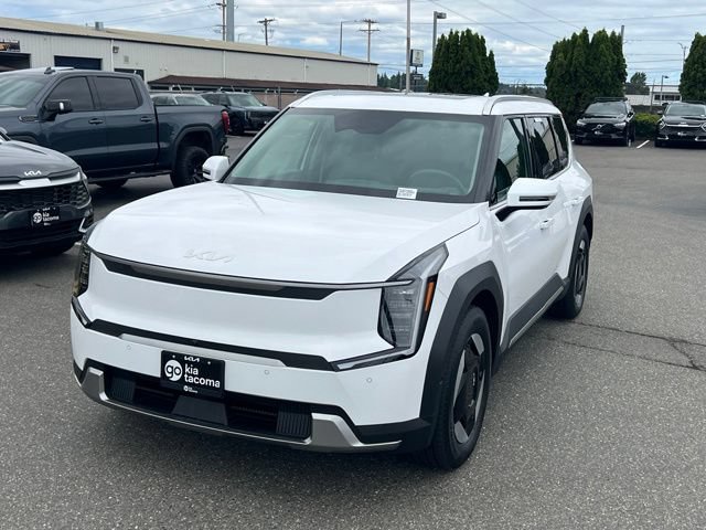 Used 2026 Kia EV9 Wind AWD/4WD image 3