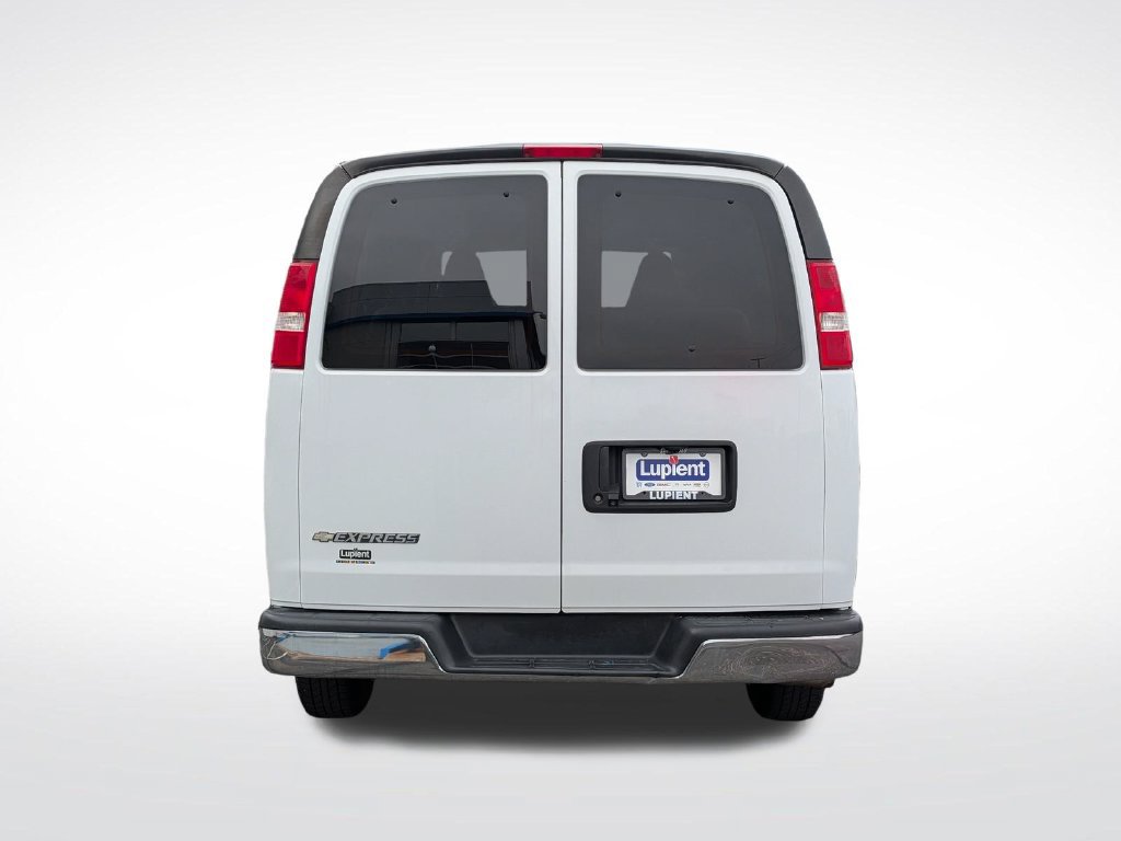 Used 2020 Chevrolet Express 3500 LT w/ LT Preferred Equipment Group RWD image 5