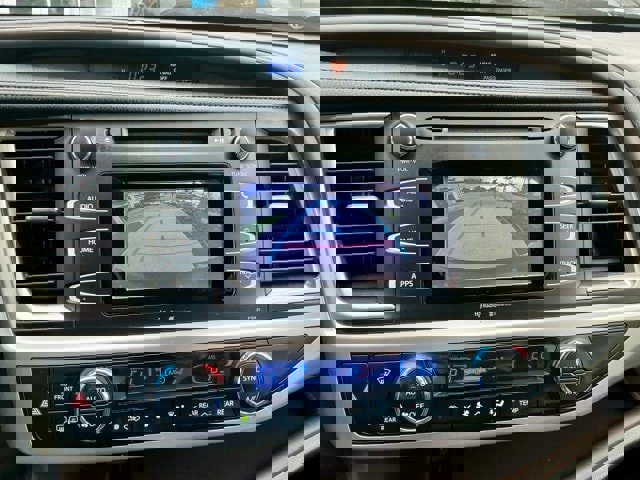 Used 2014 Toyota Highlander Plus image 32