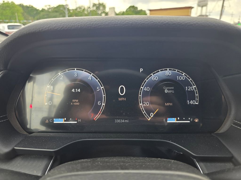 Used 2023 Jeep Grand Cherokee L Laredo RWD image 21