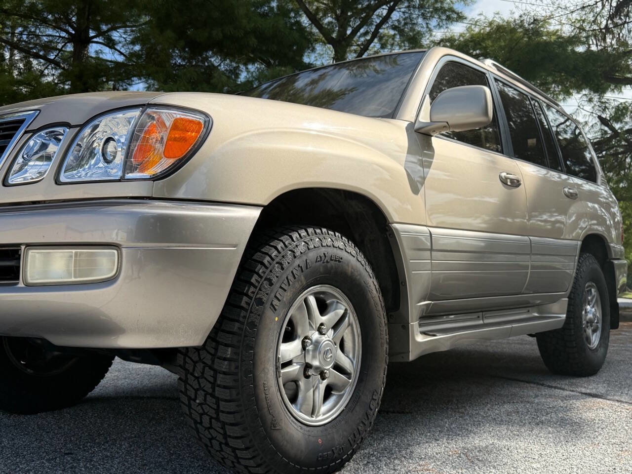 Used 2001 Lexus LX 470 4WD image 29