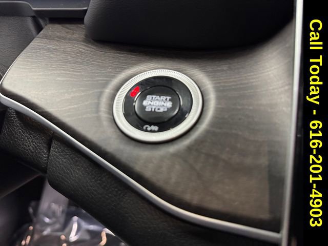 Used 2024 Jeep Grand Cherokee L Limited w/ Black Appearance Package image 20