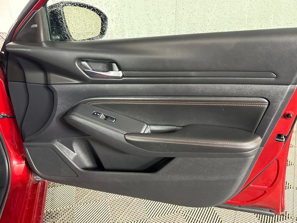 Used 2020 Nissan Altima 2.5 SR FWD image 42