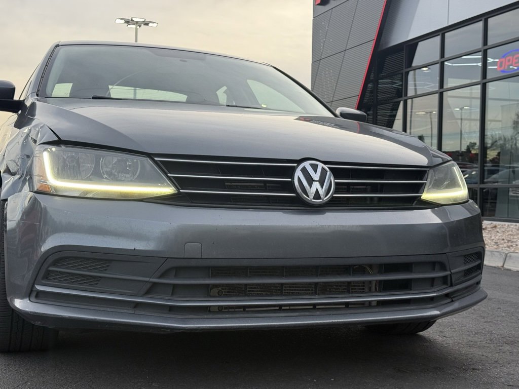 Used 2017 Volkswagen Jetta S image 29