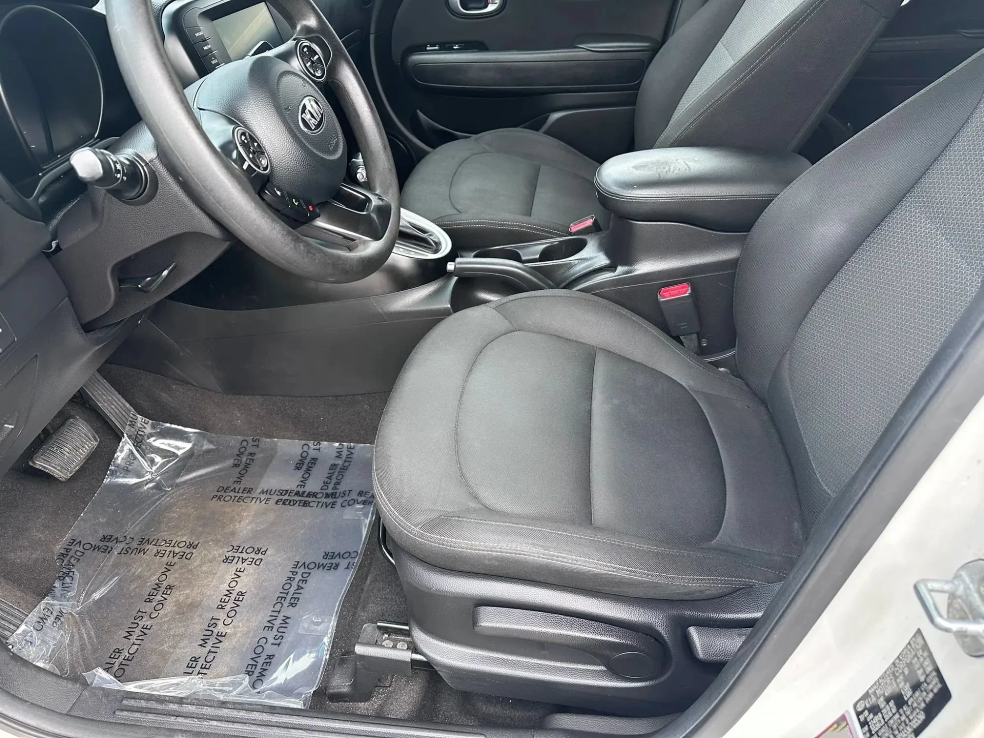 Used 2019 Kia Soul + FWD image 12