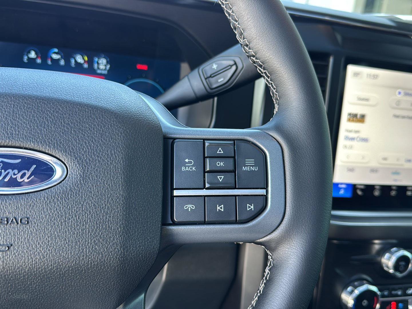 New 2026 Ford F250 Lariat w/ Lariat Ultimate Package AWD/4WD image 40