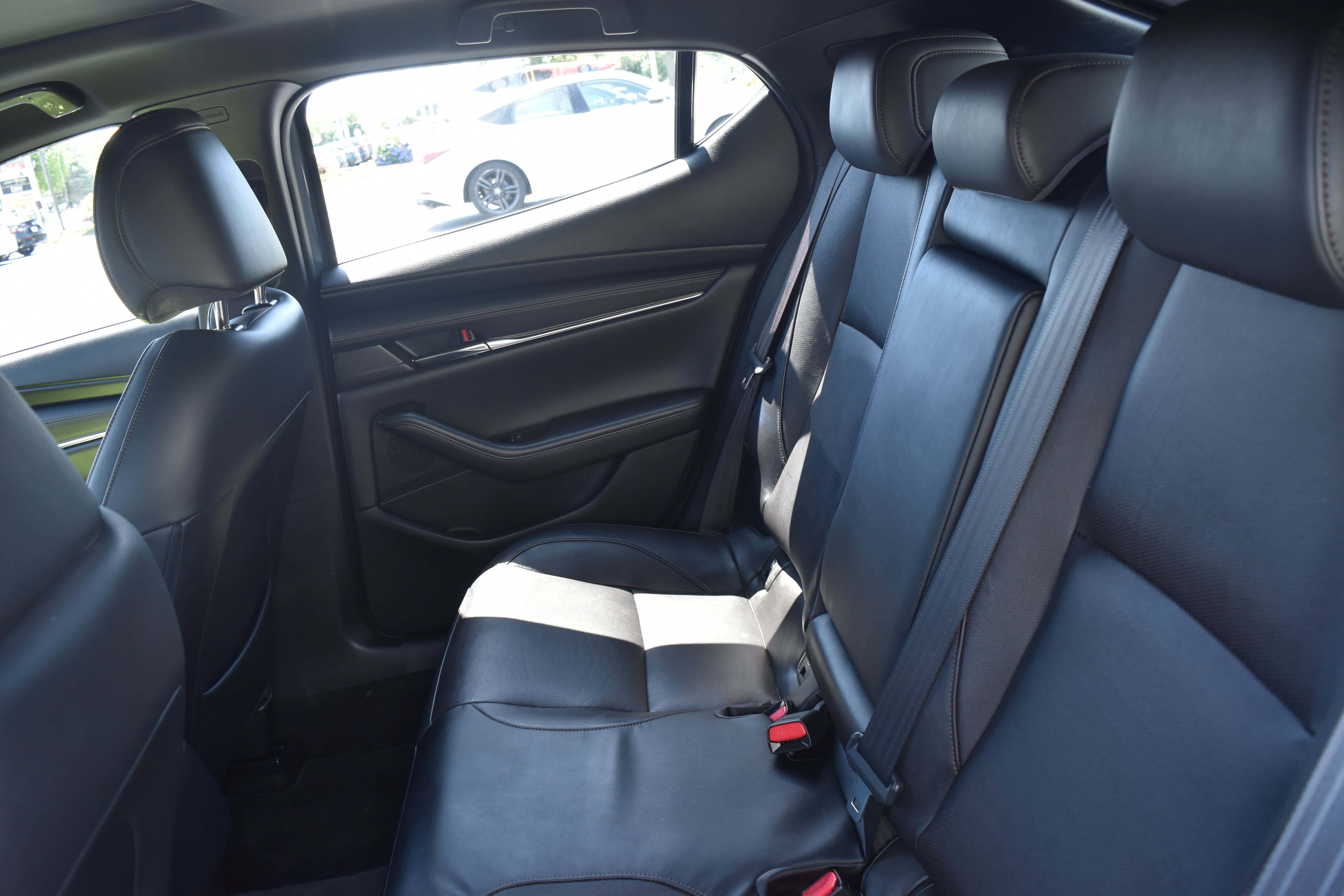 Used 2020 MAZDA MAZDA3 AWD Hatchback w/ Premium Pkg image 26