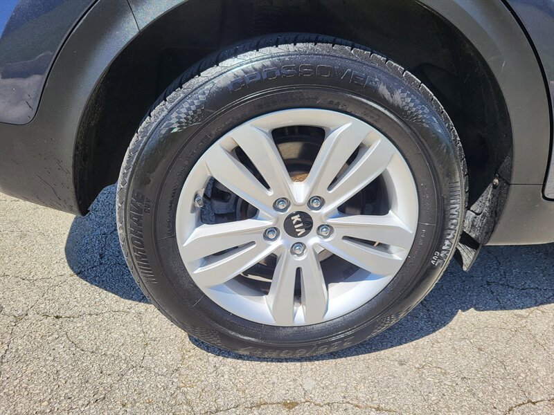 Used 2018 Kia Sportage LX AWD/4WD image 31