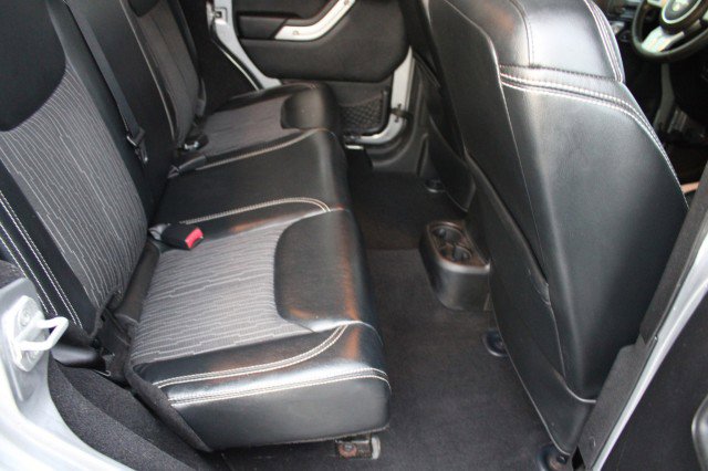 Used 2013 Jeep Wrangler Unlimited Sport image 16