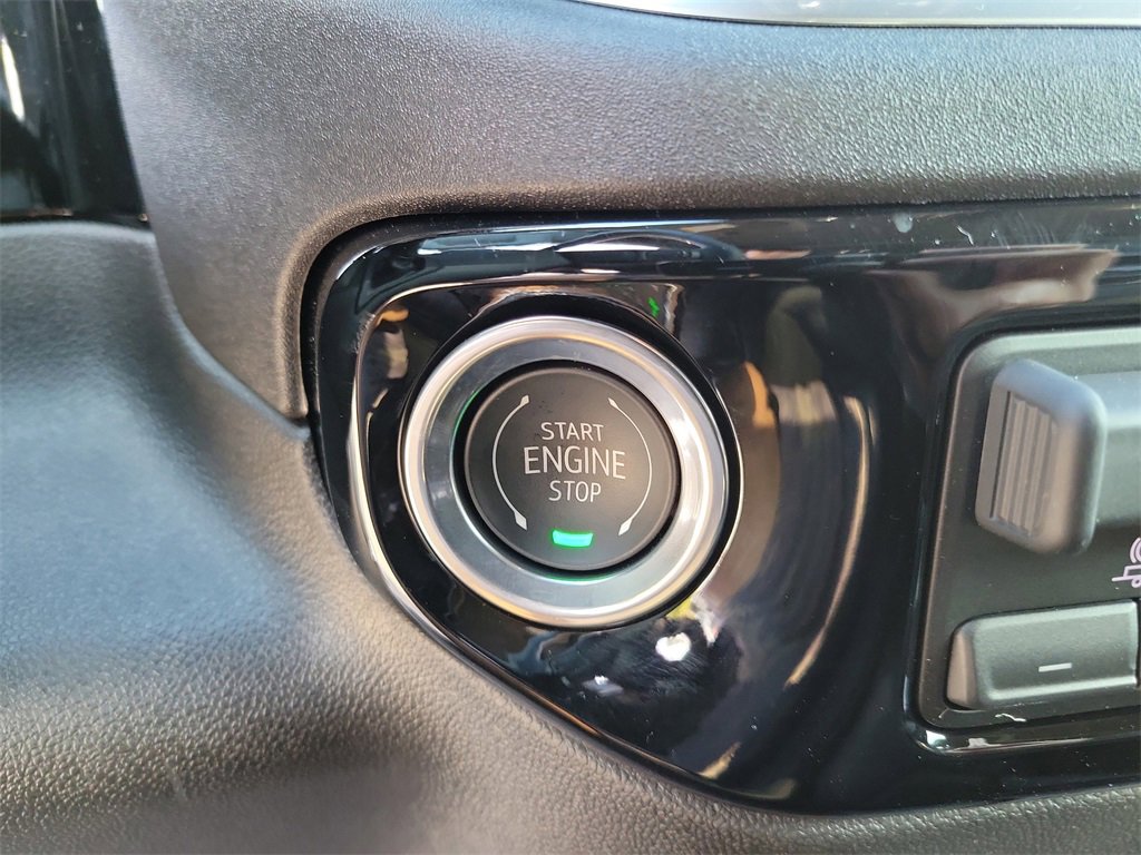 New 2025 GMC Sierra 1500 SLE image 33