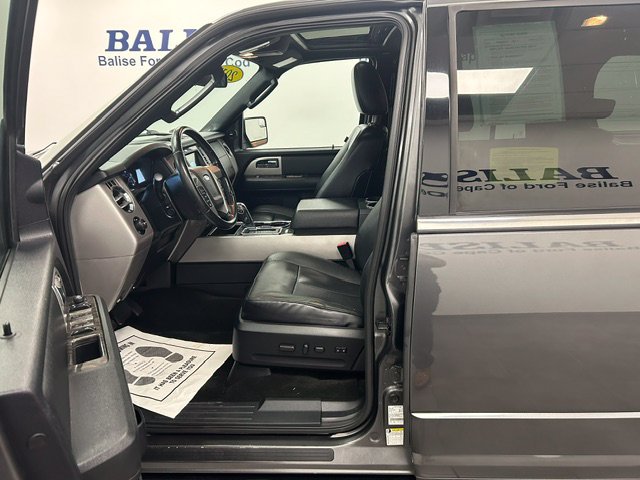 Used 2017 Ford Expedition Limited w/ Equipment Group 301A AWD/4WD image 8