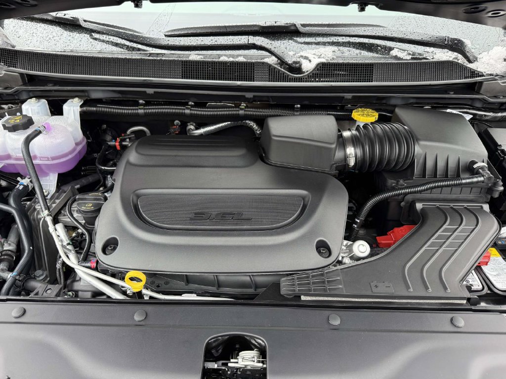 New 2026 Chrysler Pacifica Pinnacle AWD/4WD image 13