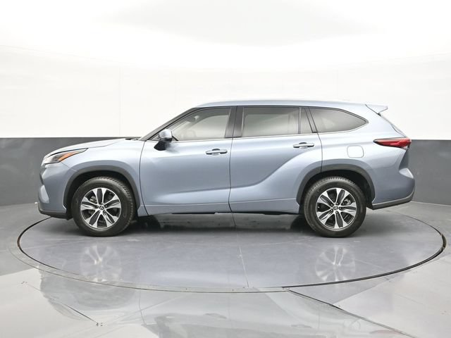 Used 2021 Toyota Highlander XLE FWD image 8