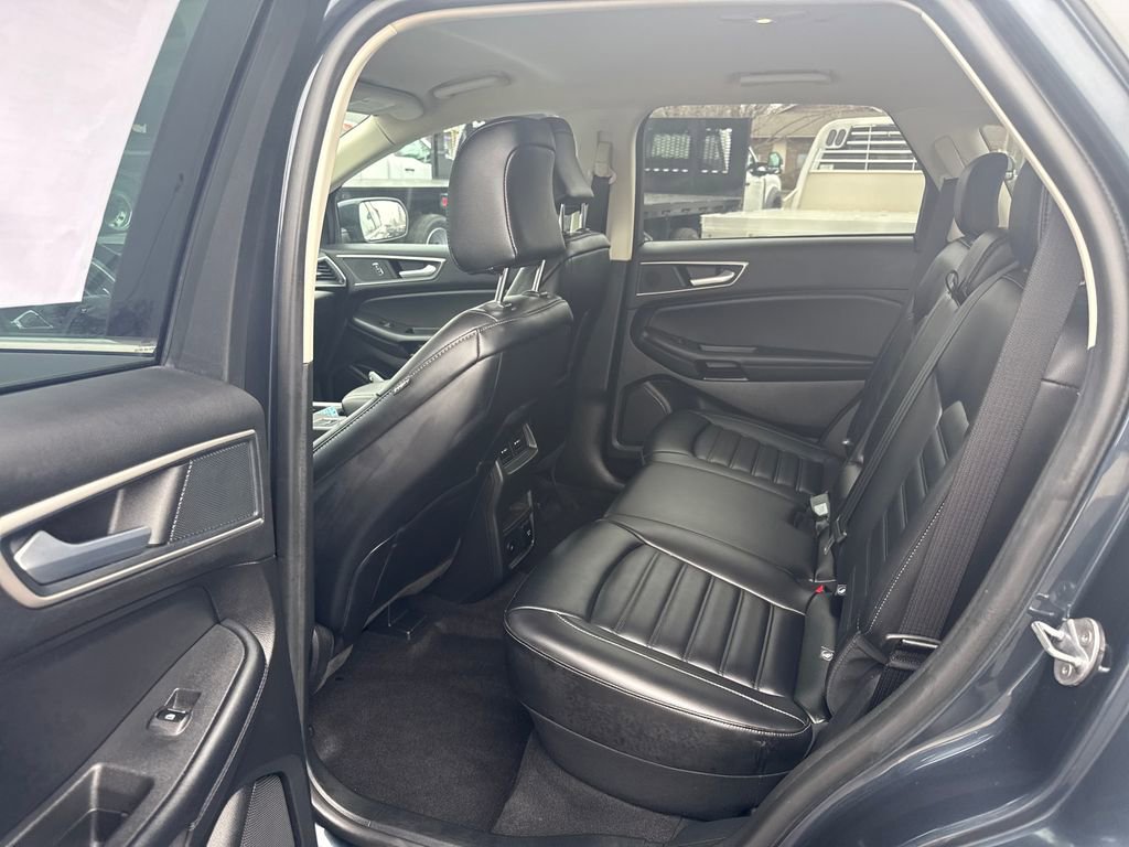 Used 2024 Ford Edge SEL w/ Convenience Package image 16