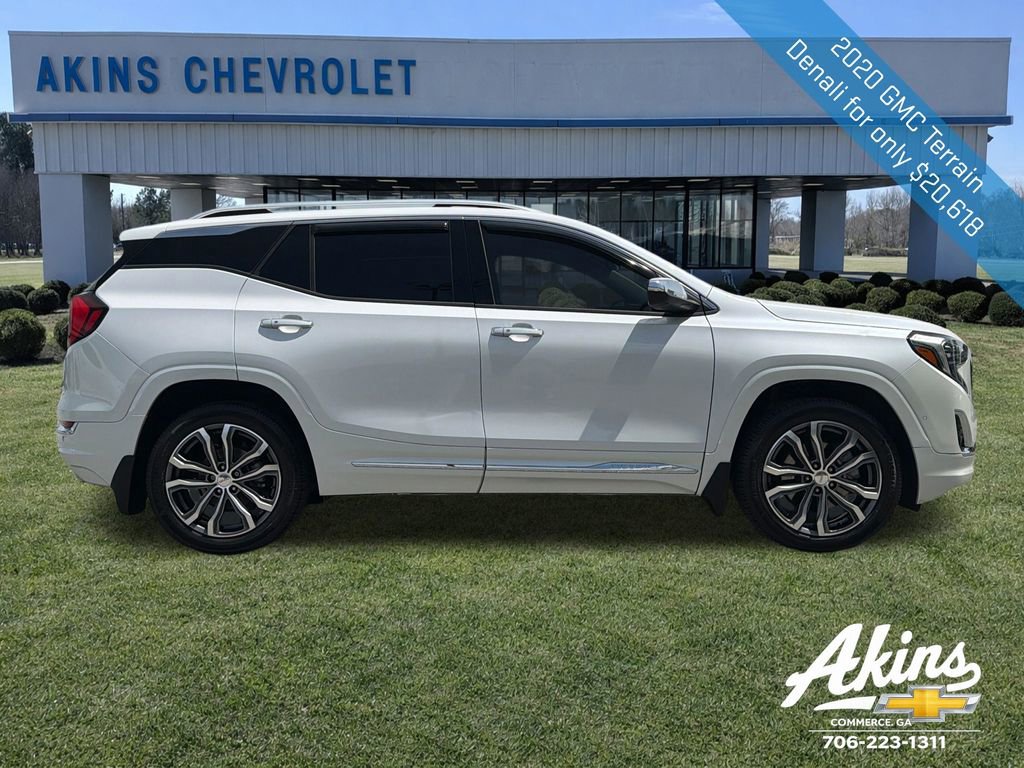 Certified 2020 GMC Terrain Denali w/ Denali Premium Package AWD/4WD image 4