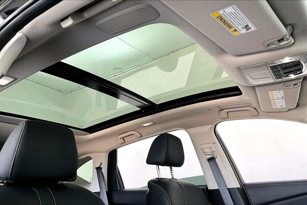 Certified 2026 Acura RDX w/ Technology Package image 21