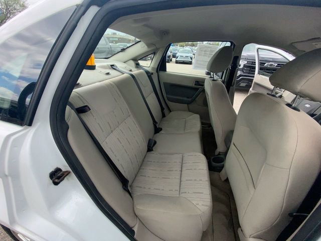 Used 2008 Ford Focus SE FWD image 3