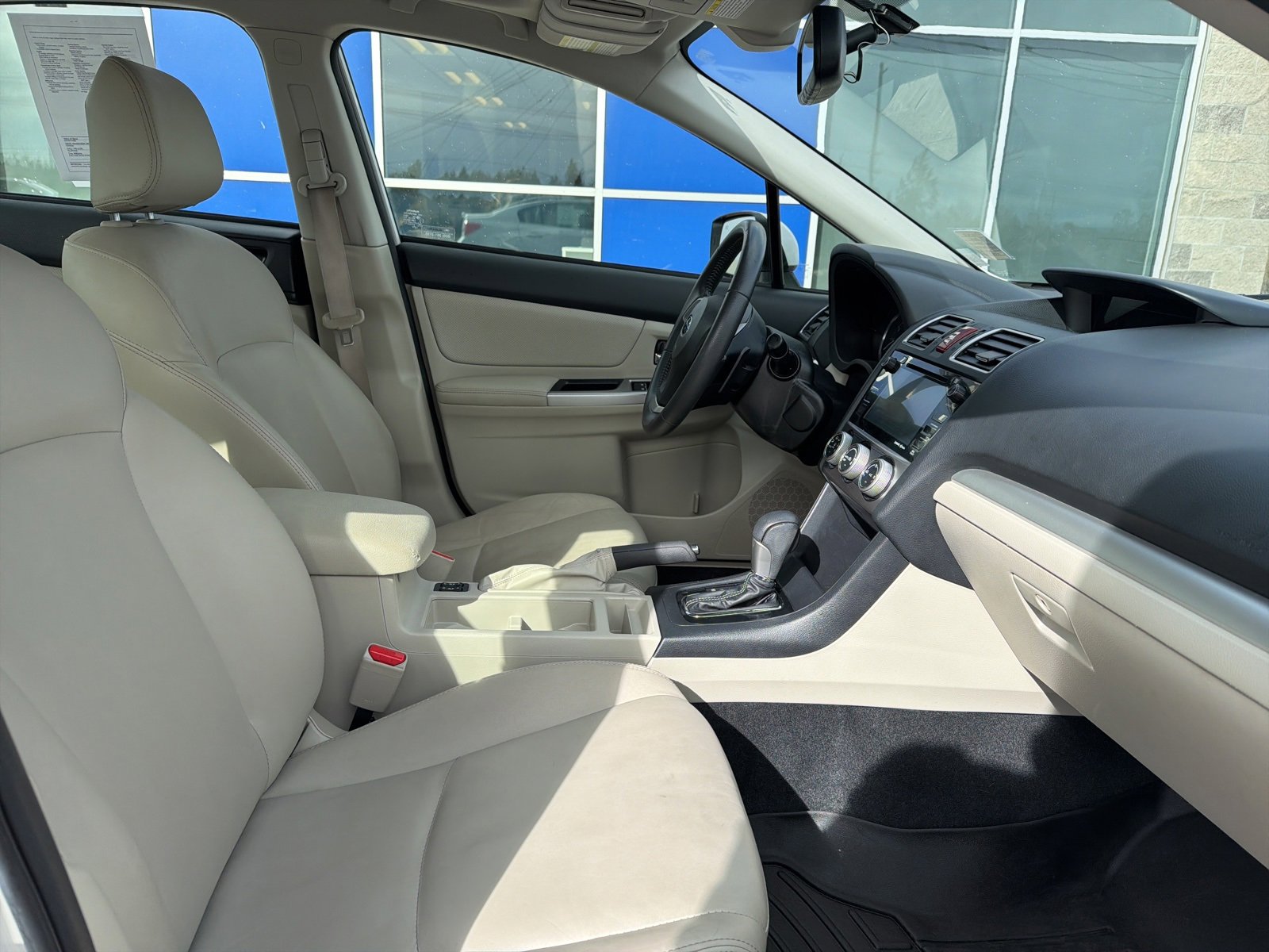 Used 2016 Subaru Impreza 2.0i Limited image 17