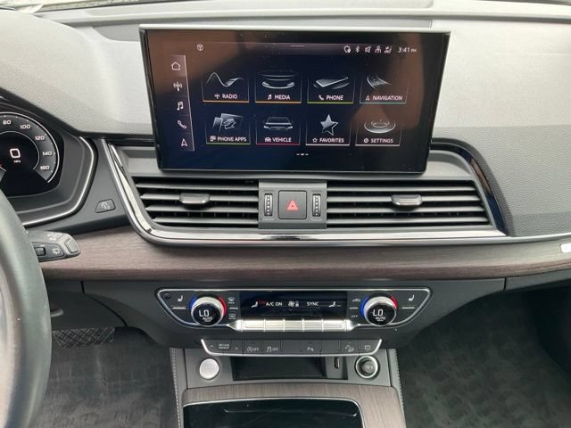 Used 2021 Audi Q5 2.0T Premium Plus w/ Premium Plus Package AWD/4WD image 14
