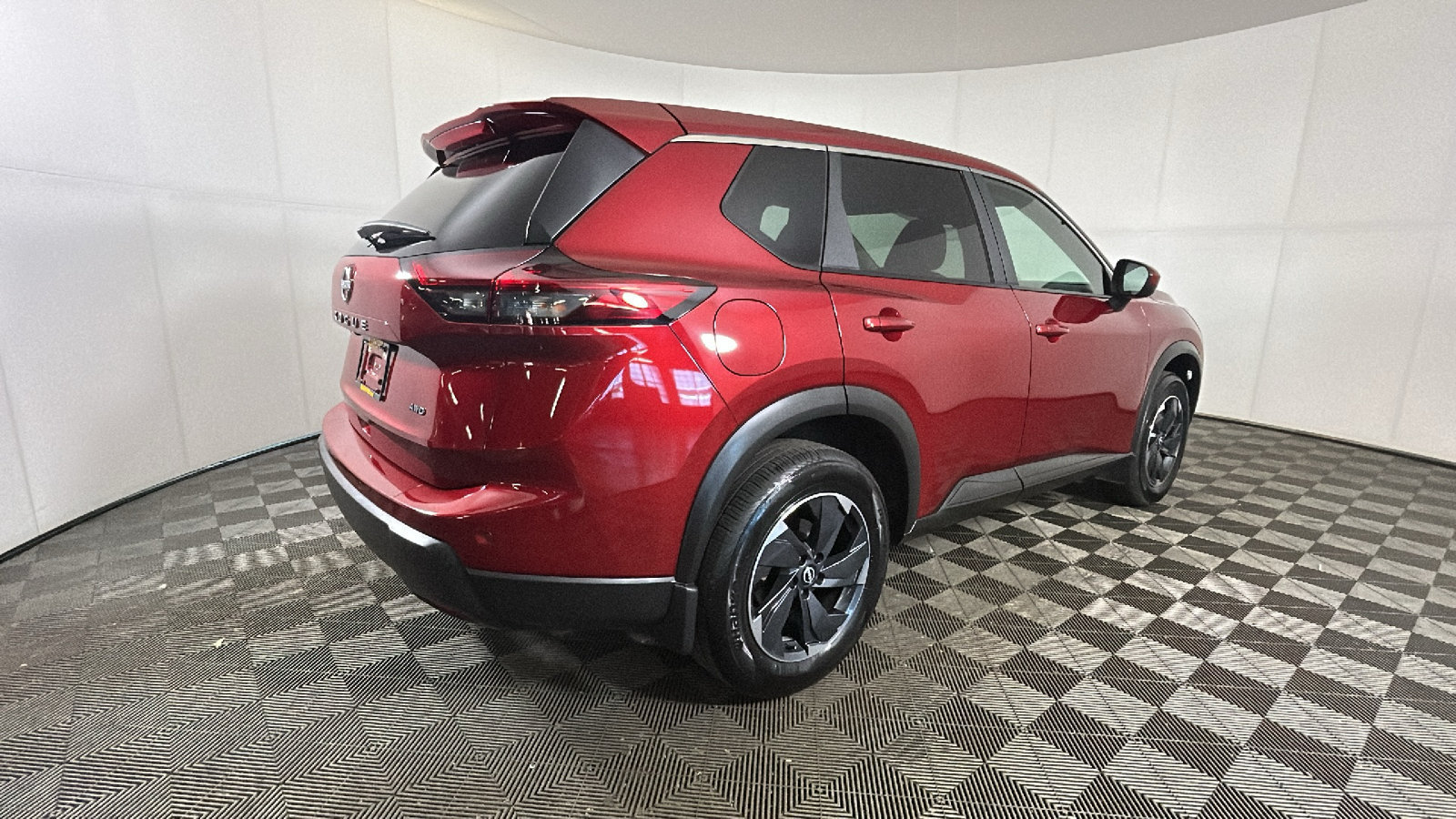 Certified 2026 Nissan Rogue SV AWD/4WD image 3