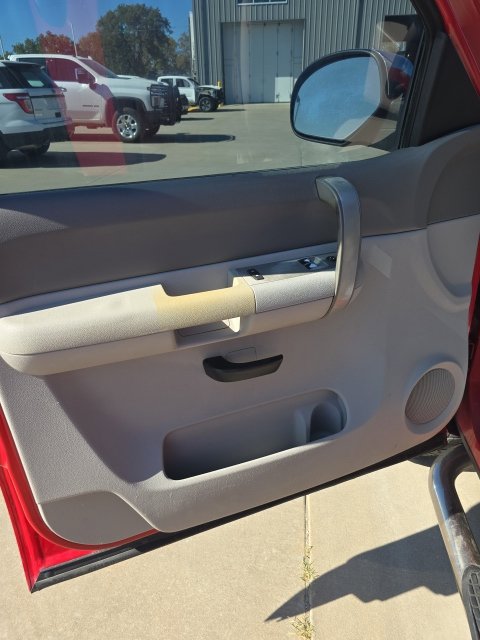 Used 2008 GMC Sierra 1500 4x4 Regular Cab image 10