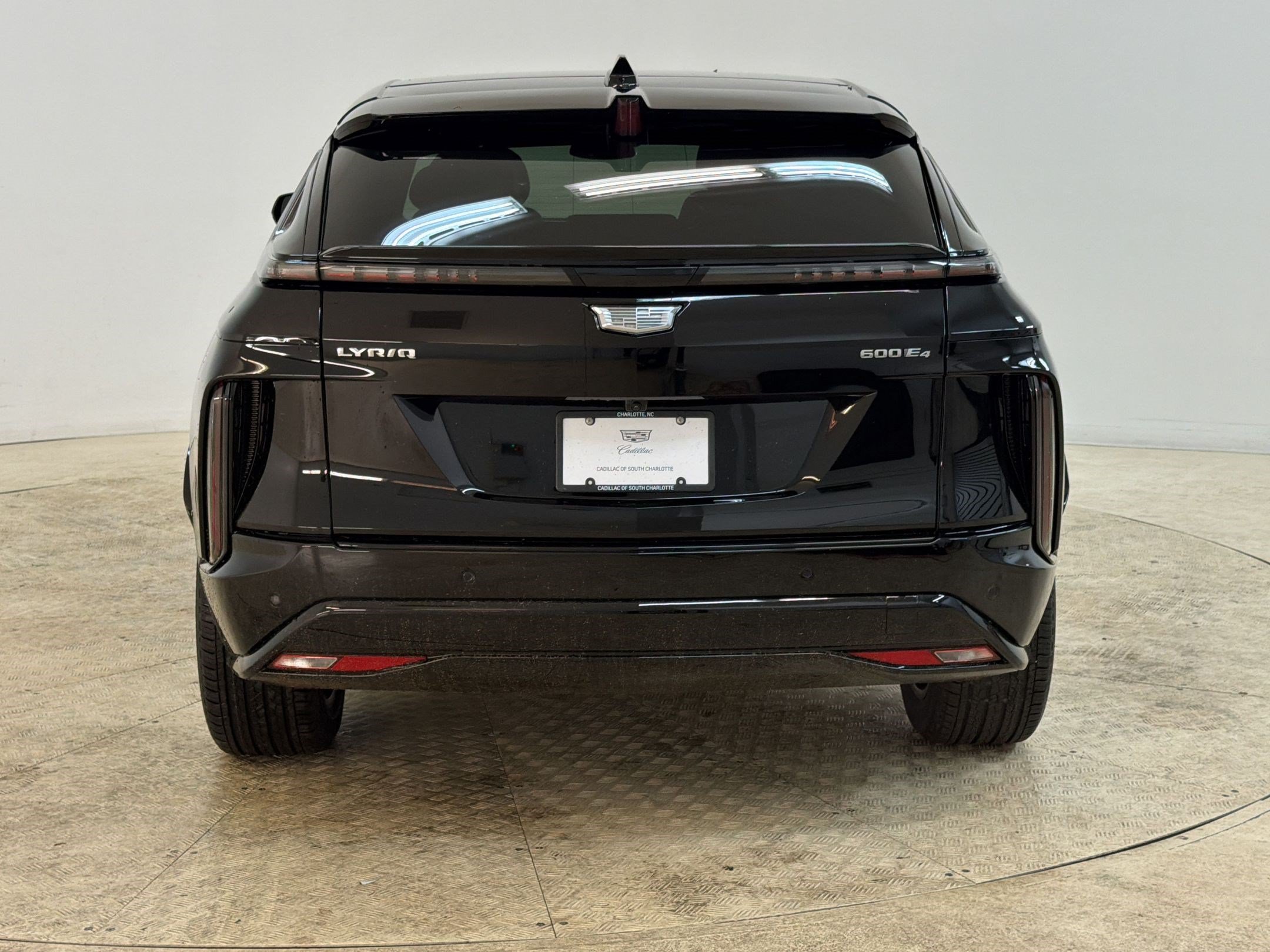 New 2026 Cadillac Lyriq Sport AWD/4WD image 10