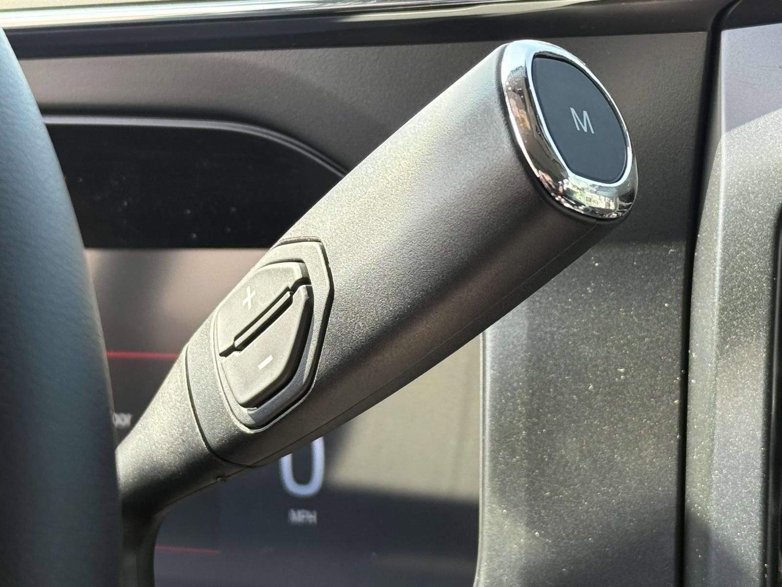 New 2025 Ford F350 Lariat w/ Black Appearance Package image 17