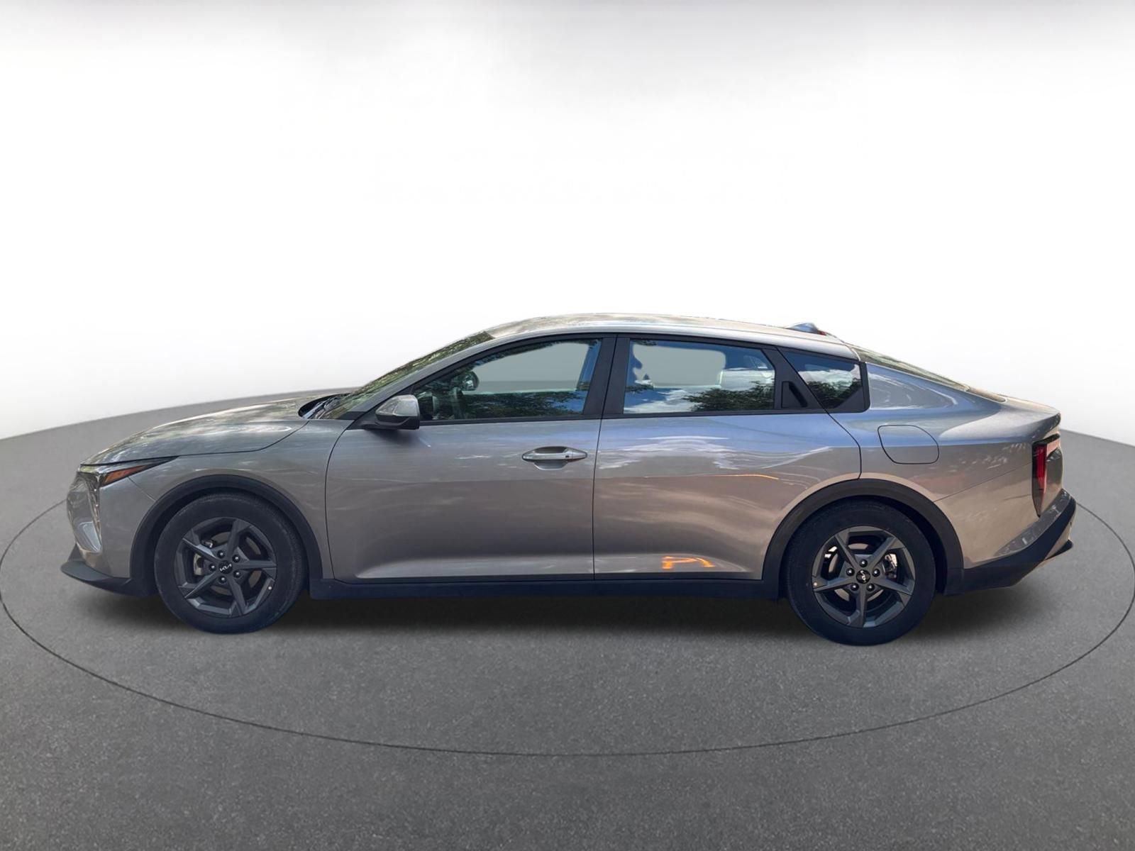 Used 2025 Kia K4 FWD image 4