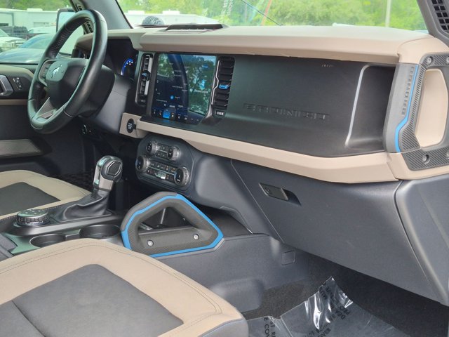 Used 2022 Ford Bronco Wildtrak AWD/4WD image 19