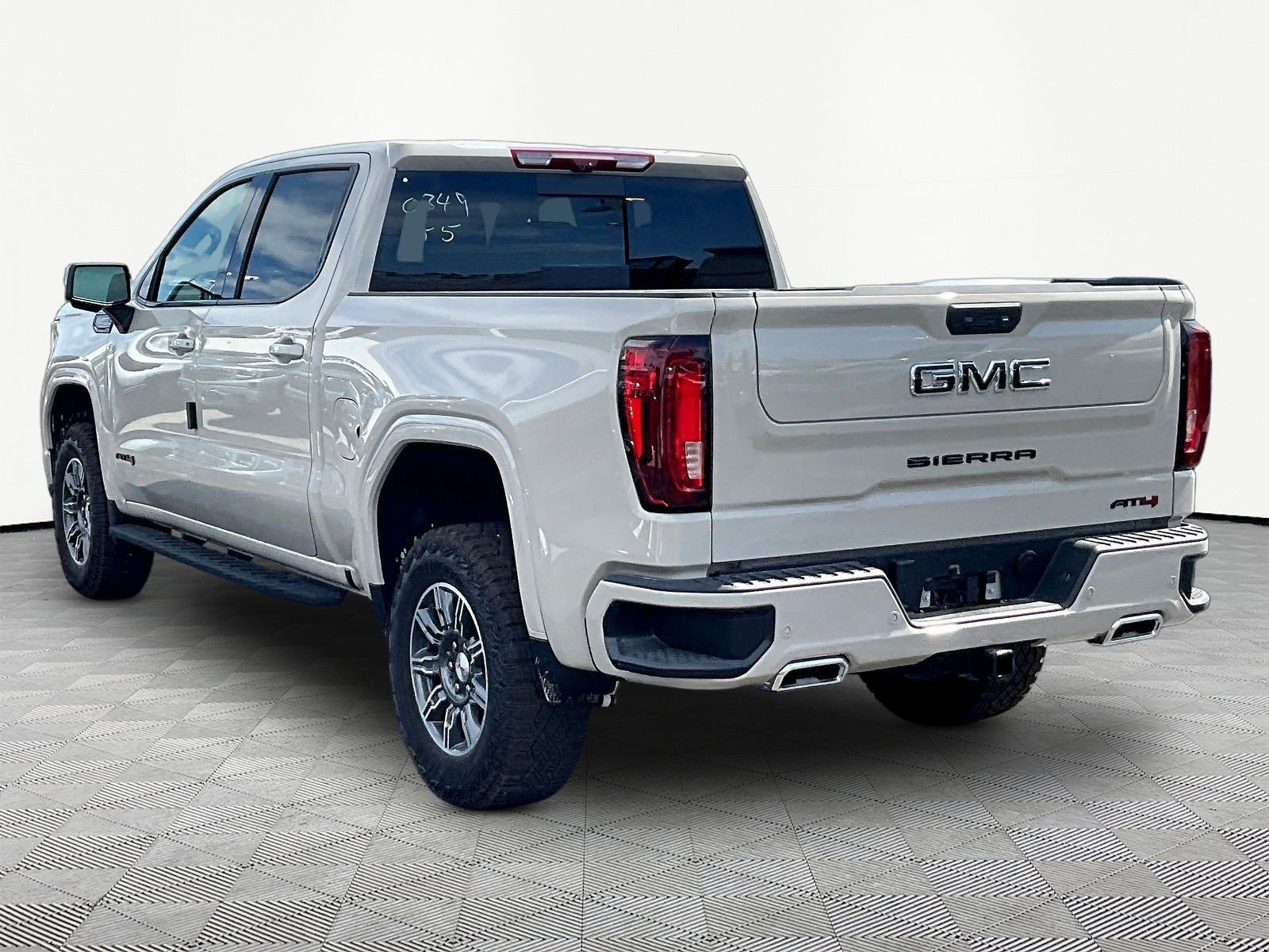New 2026 GMC Sierra 1500 AT4 w/ AT4 Premium Package AWD/4WD image 4