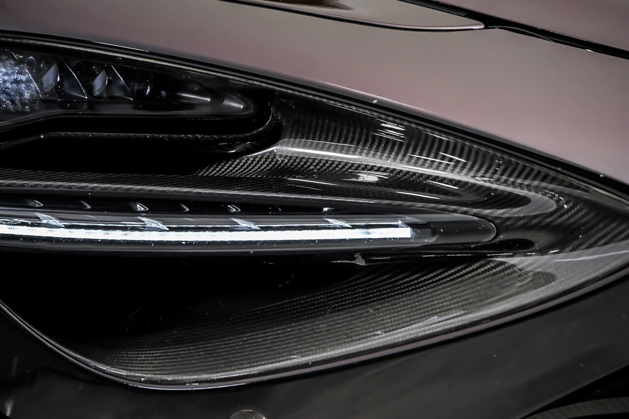 Used 2018 McLaren 720S RWD image 5