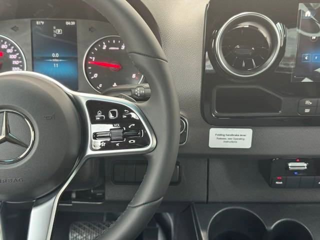 New 2024 Mercedes-Benz Sprinter 144 Cargo image 22