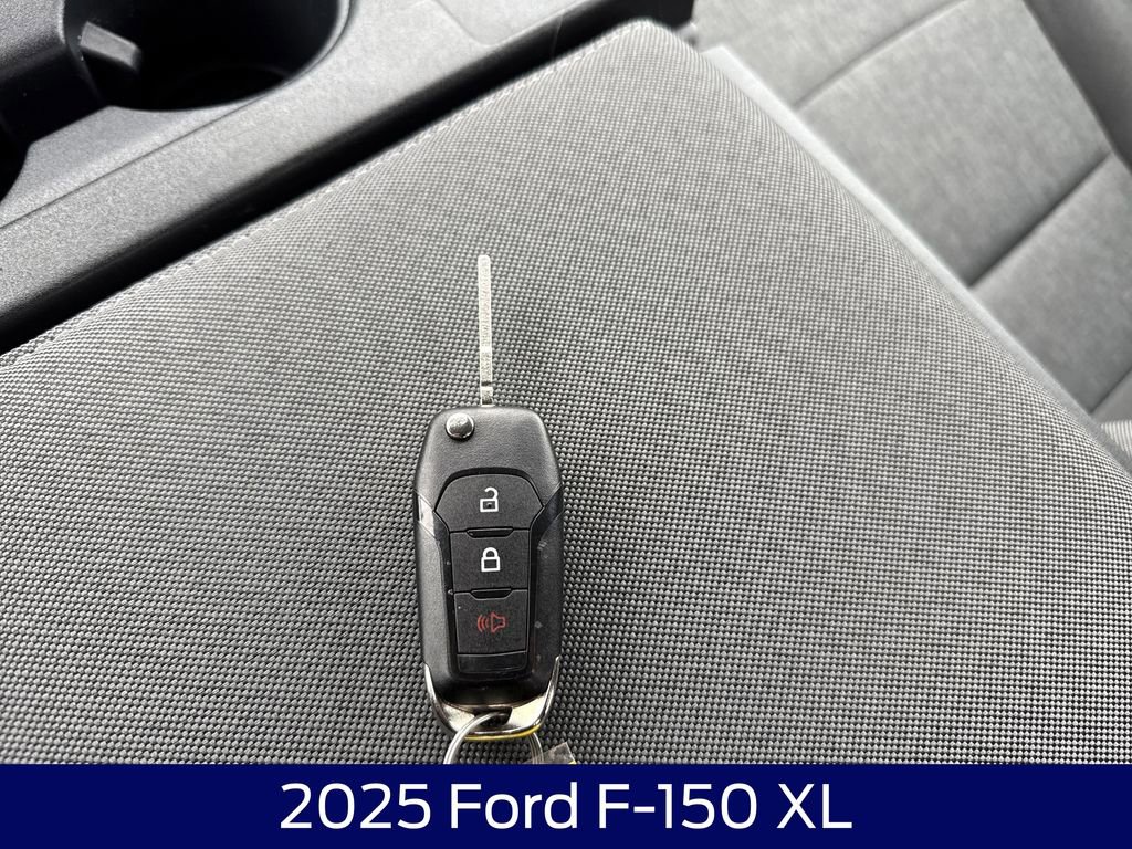 Used 2025 Ford F150 XL image 26