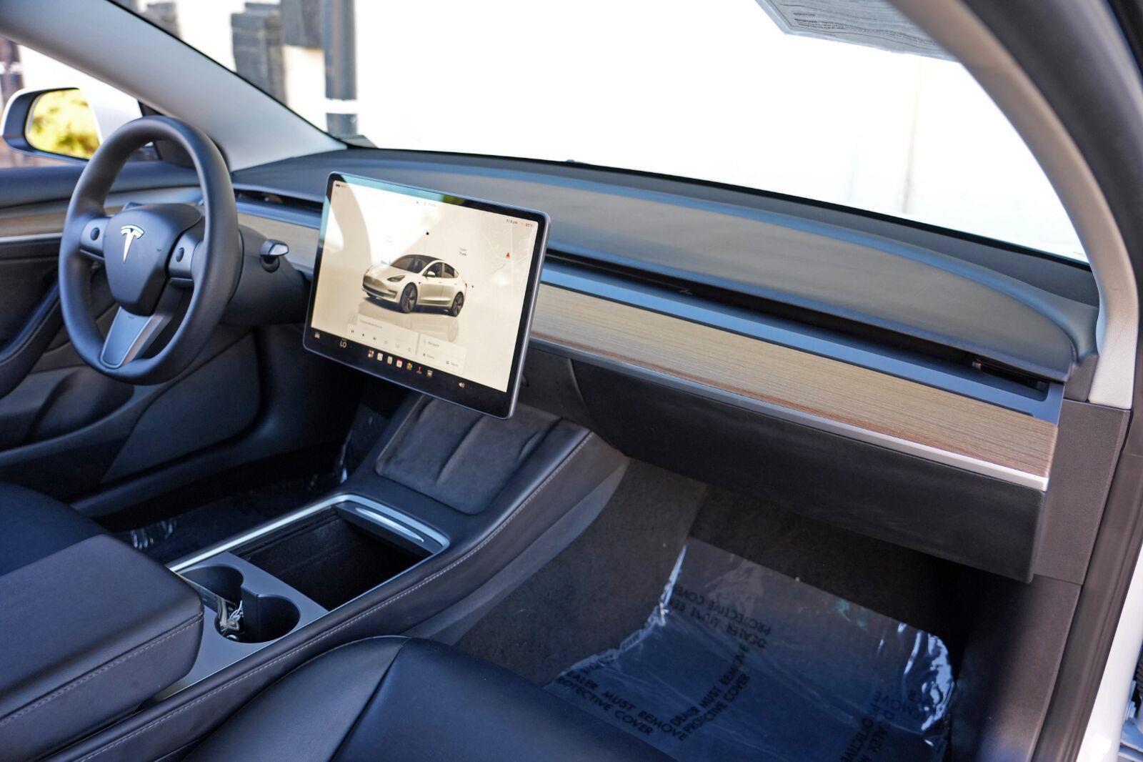 Used 2023 Tesla Model 3 Standard Range RWD image 15