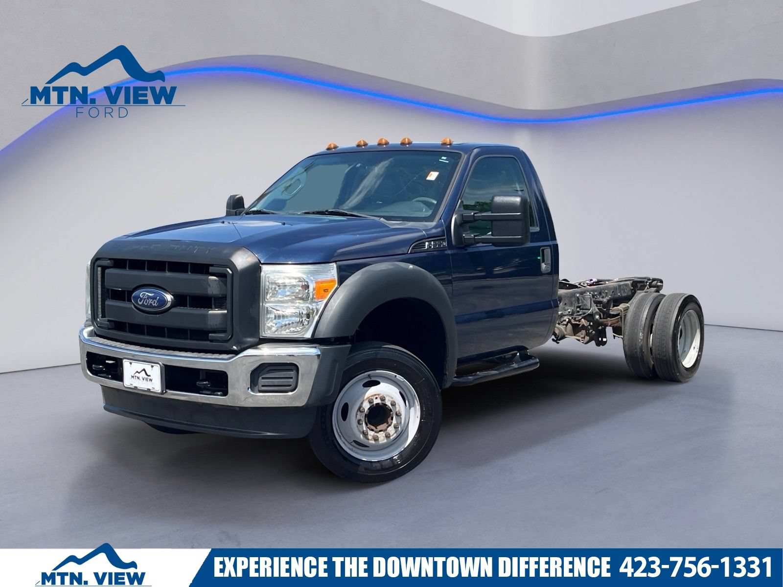 Used 2013 Ford F550 2WD Regular Cab Super Duty w/ XL Value Pkg image 1